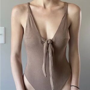 Tiger Mist tie front tanktop bodysuit